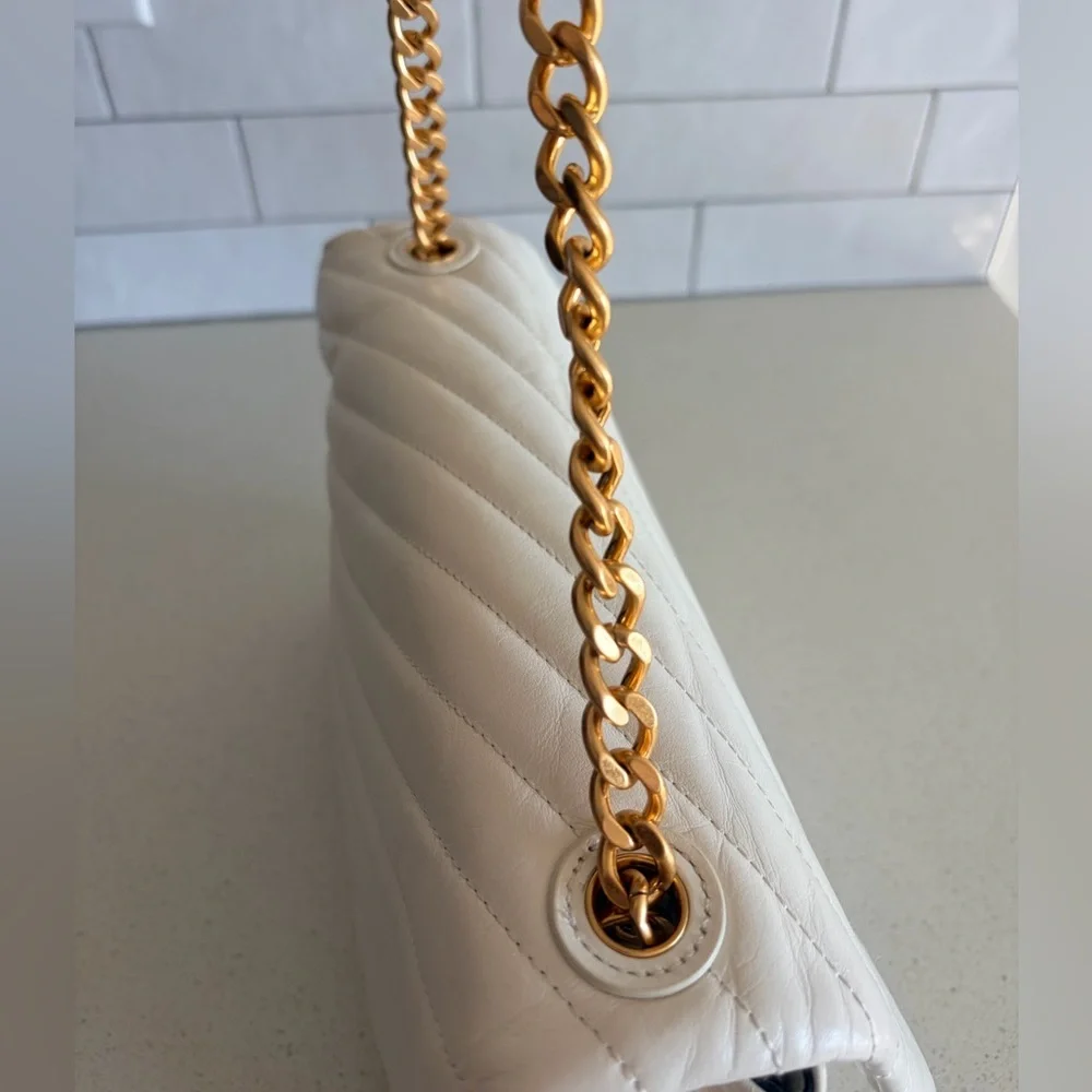 NWOT Tory Burch Kira Chevron Devon White Quilted Crossbody Bag with Gold Chain - Picture 6 of 11